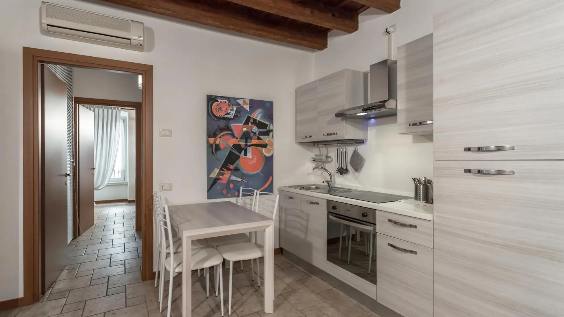 San Bernardino 8 - Immobili E Soluzioni Rent Apartment Bergamo Italy